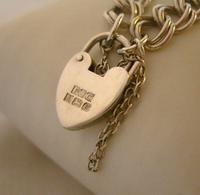 Vintage Sterling Silver Bracelet 1976 Double Curb With Heart Padlock 7 1/2" Length (6 of 11) Vintage Sterling Silver Bracelet 1976 Double Curb With Heart Padlock 7 1/2" Length (6 of 11)