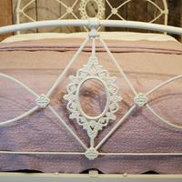 Mid Victorian Cast Iron Antique Bed in Cream (4 of 7) Mid Victorian Cast Iron Antique Bed in Cream (4 of 7)