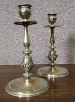 Pair of Brass Arts and Crafts Candlesticks (10 of 12) Pair of Brass Arts and Crafts Candlesticks (10 of 12)