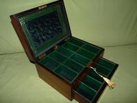 Inlaid Figured Walnut Jewellery Box - Plush Interior c.1875 (11 of 12) Inlaid Figured Walnut Jewellery Box - Plush Interior c.1875 (11 of 12)