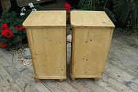 Exceptional Quality Pair of Old Stripped Pine Bedside Cabinets (7 of 9) Exceptional Quality Pair of Old Stripped Pine Bedside Cabinets (7 of 9)