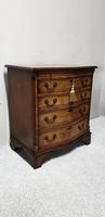 Small Burr Walnut Serpentine Chest of Drawers (6 of 10) Small Burr Walnut Serpentine Chest of Drawers (6 of 10)