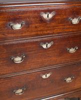 Small Georgian mahogany chest of drawers (5 of 5) Small Georgian mahogany chest of drawers (5 of 5)