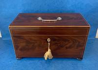 George III Mahogany Twin Canister Tea Caddy (10 of 17) George III Mahogany Twin Canister Tea Caddy (10 of 17)