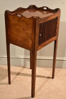 Matched Pair of Mahogany Bedside Cabinets / Tables (9 of 9) Matched Pair of Mahogany Bedside Cabinets / Tables (9 of 9)