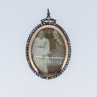 Antique Edwardian Paste Large Silver and Rose Gold Oval Locket Pendant in Box / Boxed (4 of 10) Antique Edwardian Paste Large Silver and Rose Gold Oval Locket Pendant in Box / Boxed (4 of 10)