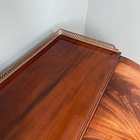 Superb Quality Victorian Antique Cylindrical Mahogany Desk by Maple & Co (2 of 12) Superb Quality Victorian Antique Cylindrical Mahogany Desk by Maple & Co (2 of 12)