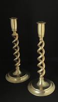 Pair of Late Victorian Brass Open Twist Candlesticks (3 of 4) Pair of Late Victorian Brass Open Twist Candlesticks (3 of 4)