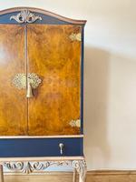 Vintage Burr Walnut Louis XV Style Drinks Cabinet (10 of 12) Vintage Burr Walnut Louis XV Style Drinks Cabinet (10 of 12)