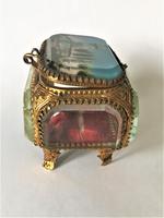 European Glass & Ormolu Scenic Trinket Box (4 of 7) European Glass & Ormolu Scenic Trinket Box (4 of 7)