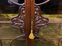 Carved Mahogany Display Cabinet (10 of 14) Carved Mahogany Display Cabinet (10 of 14)