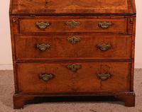 Secretary / Bureau in Walnut Early 18th Century (2 of 11) Secretary / Bureau in Walnut Early 18th Century (2 of 11)