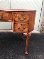 Antique Walnut & Burr Walnut Kidney Shaped Desk (11 of 13) Antique Walnut & Burr Walnut Kidney Shaped Desk (11 of 13)