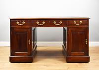 20th Century Edwardian Mahogany Partners Desk (7 of 10) 20th Century Edwardian Mahogany Partners Desk (7 of 10)
