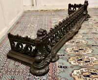 Decorative Victorian Cast Iron Fender (8 of 8) Decorative Victorian Cast Iron Fender (8 of 8)