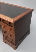 Victorian Oak Kneehole Desk (3 of 6) Victorian Oak Kneehole Desk (3 of 6)