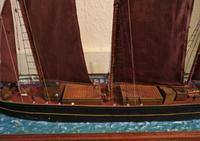 Cased Ships Model: 3-Masted Schooner (4 of 5) Cased Ships Model: 3-Masted Schooner (4 of 5)