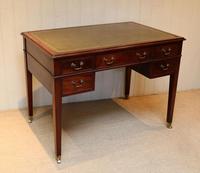 Large Mahogany Writing Desk (9 of 11) Large Mahogany Writing Desk (9 of 11)