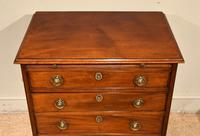 Small 19th Century Mahogany Chest of Drawers Brushing Slide (6 of 6) Small 19th Century Mahogany Chest of Drawers Brushing Slide (6 of 6)