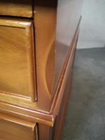 Large Yew Twin Pedestal Leather Top Desk (8 of 10) Large Yew Twin Pedestal Leather Top Desk (8 of 10)
