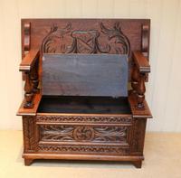 Carved Oak Monks Bench (5 of 10) Carved Oak Monks Bench (5 of 10)
