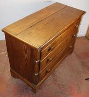 1900s Country Antique Pine Large Mule Chest - Well Polished (3 of 5) 1900s Country Antique Pine Large Mule Chest - Well Polished (3 of 5)