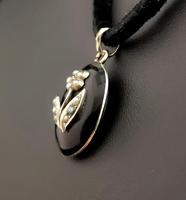 Victorian mourning locket pendant, 15ct gold, pearl (7 of 13) Victorian mourning locket pendant, 15ct gold, pearl (7 of 13)