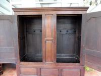 Country Oak Press Cupboard 1730 (5 of 10) Country Oak Press Cupboard 1730 (5 of 10)