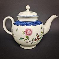18th Century Liverpool Tea Pot (4 of 6) 18th Century Liverpool Tea Pot (4 of 6)