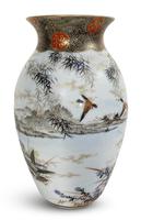 Meiji Period Kutani Vase Decorated with Water Birds (3 of 5) Meiji Period Kutani Vase Decorated with Water Birds (3 of 5)