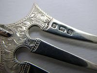 Antique Edwardian 1902 Solid Sterling Silver & Mother of Pearl Bread Muffin Cake Fork Server 5 1/2" (3 of 5) Antique Edwardian 1902 Solid Sterling Silver & Mother of Pearl Bread Muffin Cake Fork Server 5 1/2" (3 of 5)