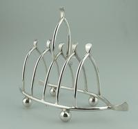 Pretty Antique Silver Plate Novelty Wishbone Toast Letter Rack c.1890 (4 of 8) Pretty Antique Silver Plate Novelty Wishbone Toast Letter Rack c.1890 (4 of 8)