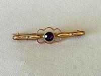 9ct Gold & Amethyst Bar Brooch