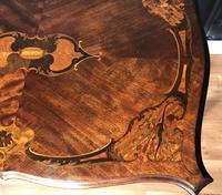 Quality Inlaid Walnut Occasional Table (13 of 18) Quality Inlaid Walnut Occasional Table (13 of 18)