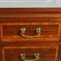 Victorian Mahogany & Satinwood Pedestal Desk (6 of 8) Victorian Mahogany & Satinwood Pedestal Desk (6 of 8)