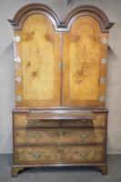George I Style Figured Walnut Double Domed Cabinet (7 of 12) George I Style Figured Walnut Double Domed Cabinet (7 of 12)
