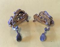 Very Decorative Pair of Coro Clip on Earrings (2 of 5) Very Decorative Pair of Coro Clip on Earrings (2 of 5)