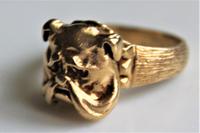 Unusual 9ct gold ring of chunky proportions depicting a well cast Bulldogs head size v (2 of 7) Unusual 9ct gold ring of chunky proportions depicting a well cast Bulldogs head size v (2 of 7)