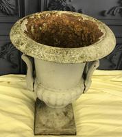 Pair of Cast Iron Garden Urns (7 of 7) Pair of Cast Iron Garden Urns (7 of 7)