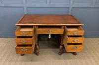 Burr Walnut Carolean Style Writing Desk (15 of 17) Burr Walnut Carolean Style Writing Desk (15 of 17)