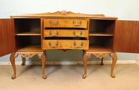 Burr Walnut Queen Anne Style Shaped Sideboard (12 of 13) Burr Walnut Queen Anne Style Shaped Sideboard (12 of 13)