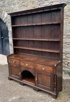 Georgian Oak Dog Kennel Dresser (4 of 27) Georgian Oak Dog Kennel Dresser (4 of 27)