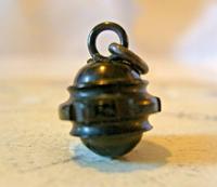 Antique Pocket Watch Chain Fob 1890s Victorian Black Vulcanite Ball Fob (3 of 7) Antique Pocket Watch Chain Fob 1890s Victorian Black Vulcanite Ball Fob (3 of 7)
