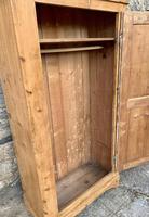 Small Antique Pine Wardrobe (15 of 15) Small Antique Pine Wardrobe (15 of 15)