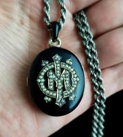 Victorian Mourning Locket, Black Enamel & Seed Pearl (13 of 13) Victorian Mourning Locket, Black Enamel & Seed Pearl (13 of 13)