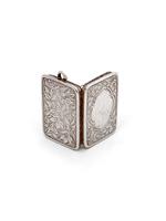 George Unite Victorian Silver Vinaigrette Beautifully Engraved with Floral Scenes (4 of 6) George Unite Victorian Silver Vinaigrette Beautifully Engraved with Floral Scenes (4 of 6)