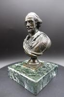 Well Modelled Late 19th Century Desk Bronze of William Shakespeare (3 of 5) Well Modelled Late 19th Century Desk Bronze of William Shakespeare (3 of 5)