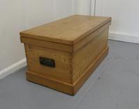 Victorian Pine Blanket Box, Coffee Table (3 of 6) Victorian Pine Blanket Box, Coffee Table (3 of 6)