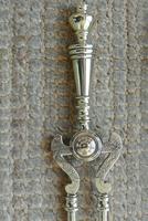 Quality Victorian Brass Fire Irons Companion Set Tongs Poker Shovel (5 of 9) Quality Victorian Brass Fire Irons Companion Set Tongs Poker Shovel (5 of 9)