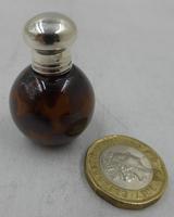 Antique Silver Miniature Scent Bottle (2 of 4) Antique Silver Miniature Scent Bottle (2 of 4)